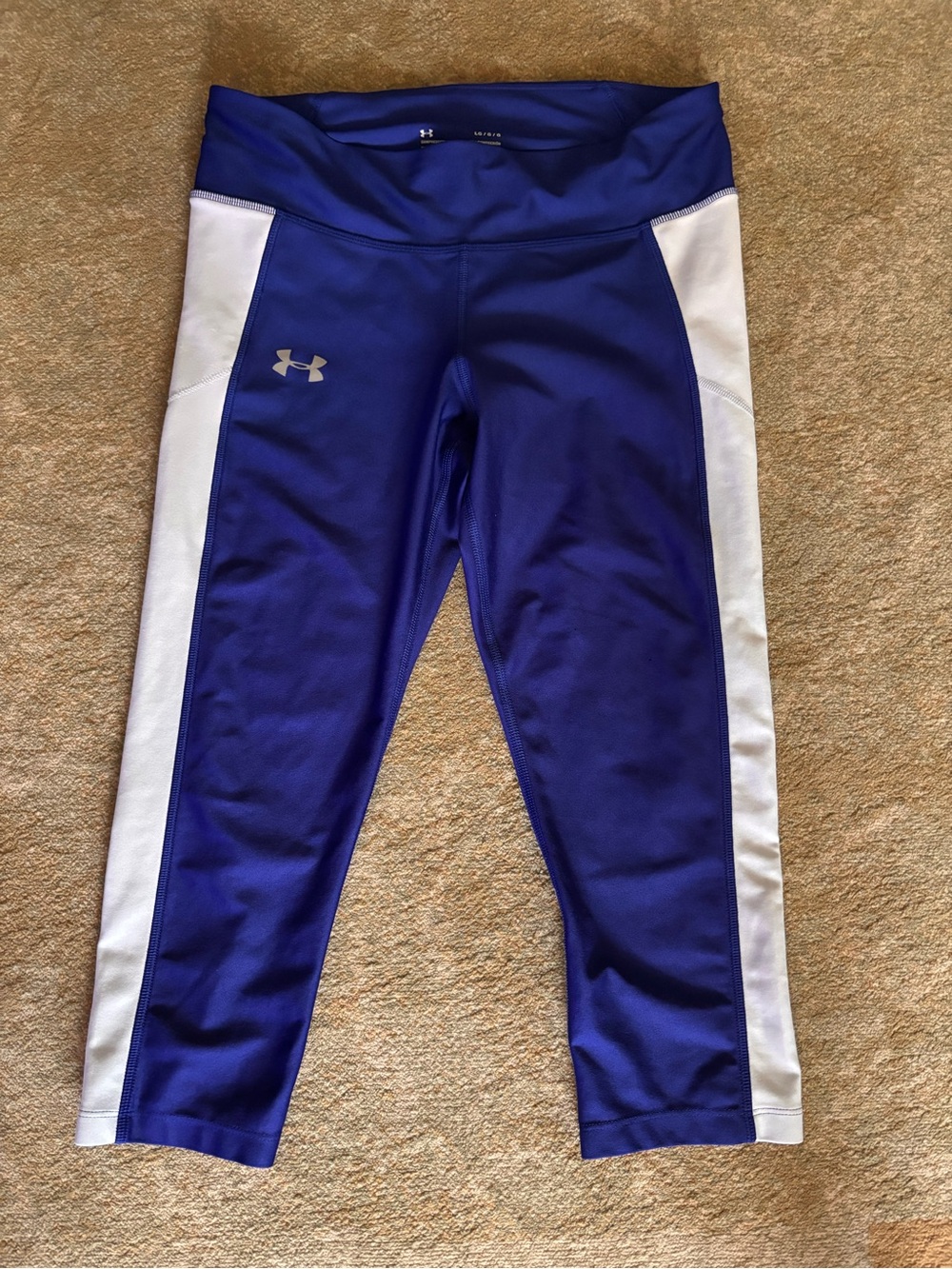 Under Armour Women’s HeatGear Compression Capri Leggings Large